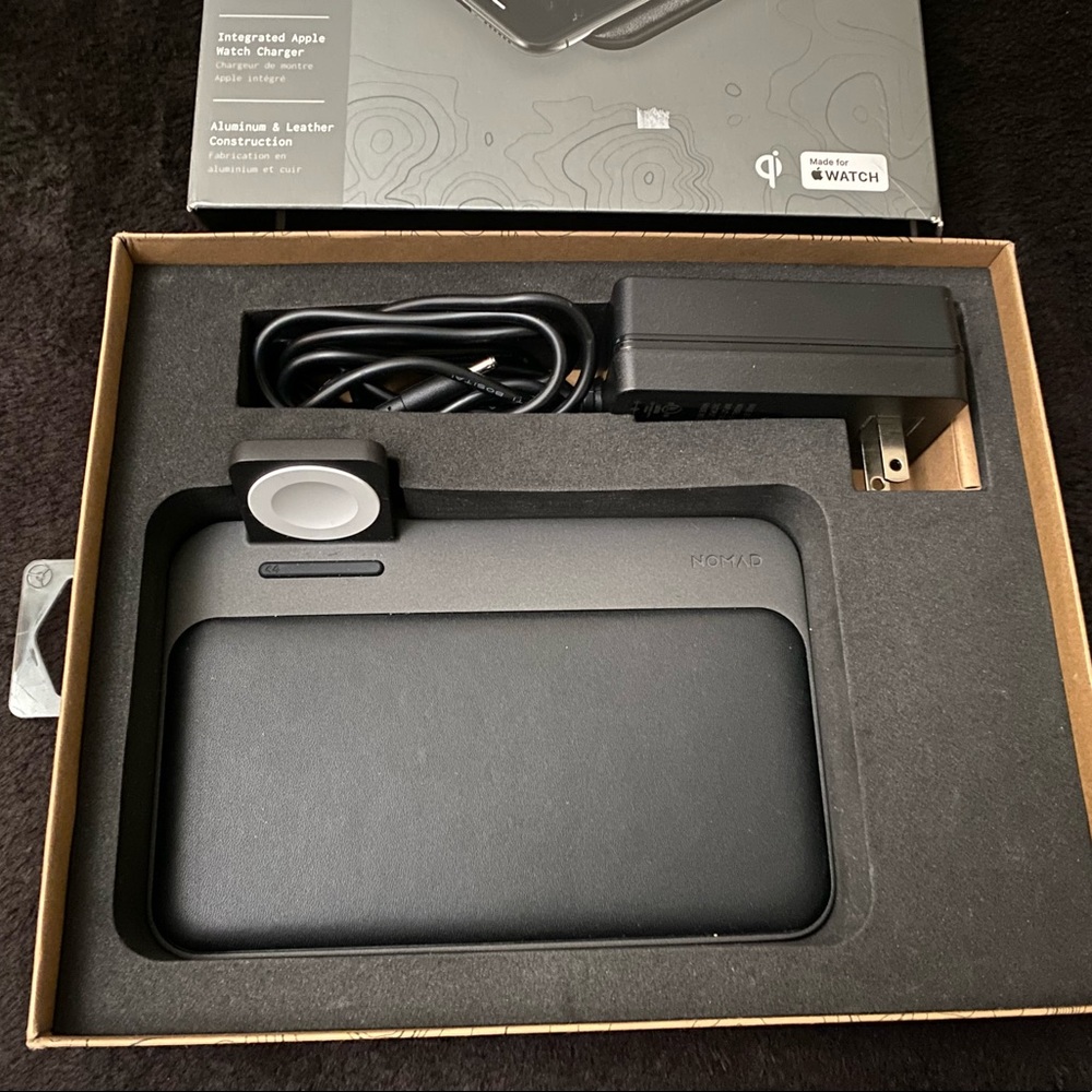 Nomad wireless charger Apple Watch edition